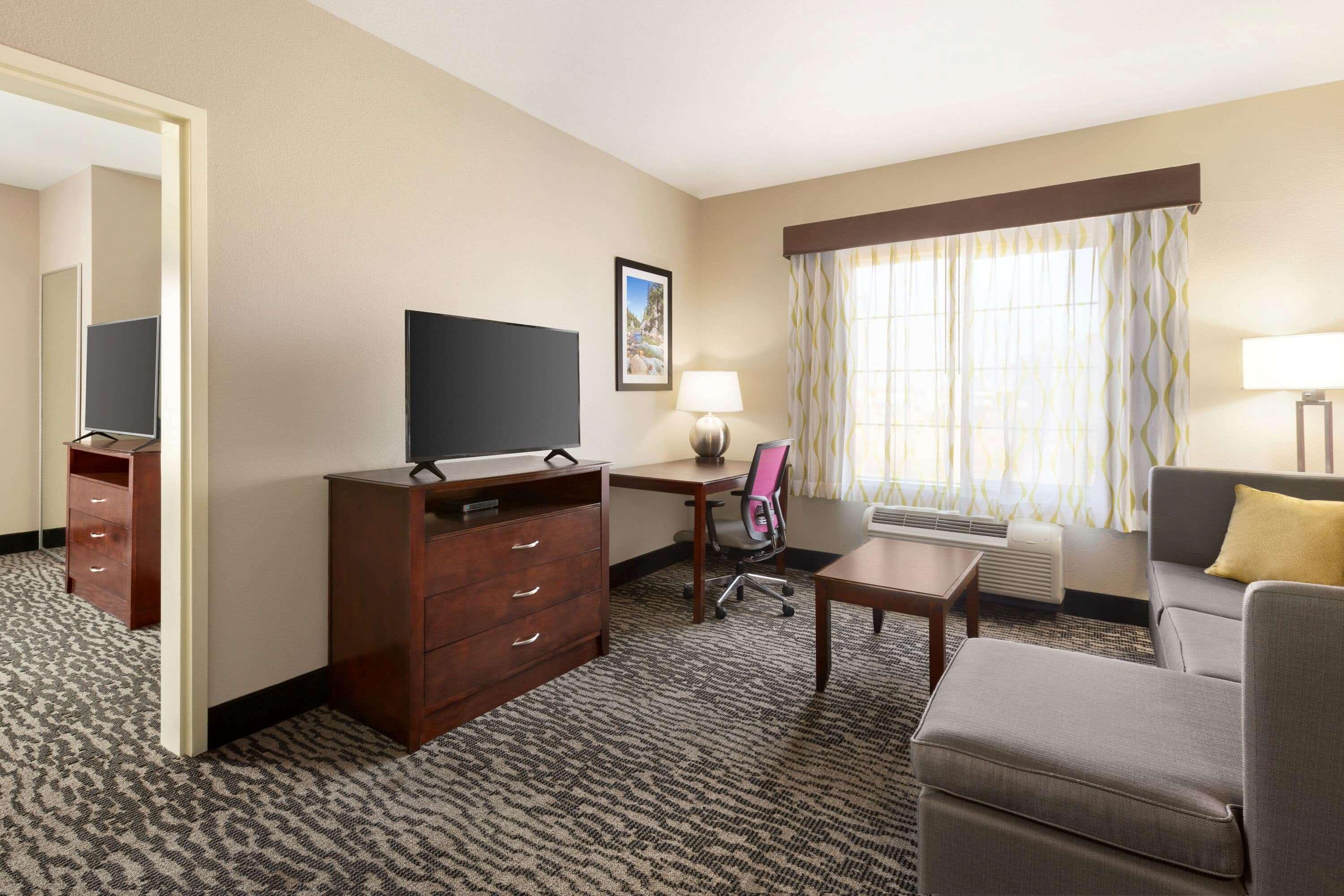 Отель La Quinta By Wyndham Fresno Northwest Экстерьер фото