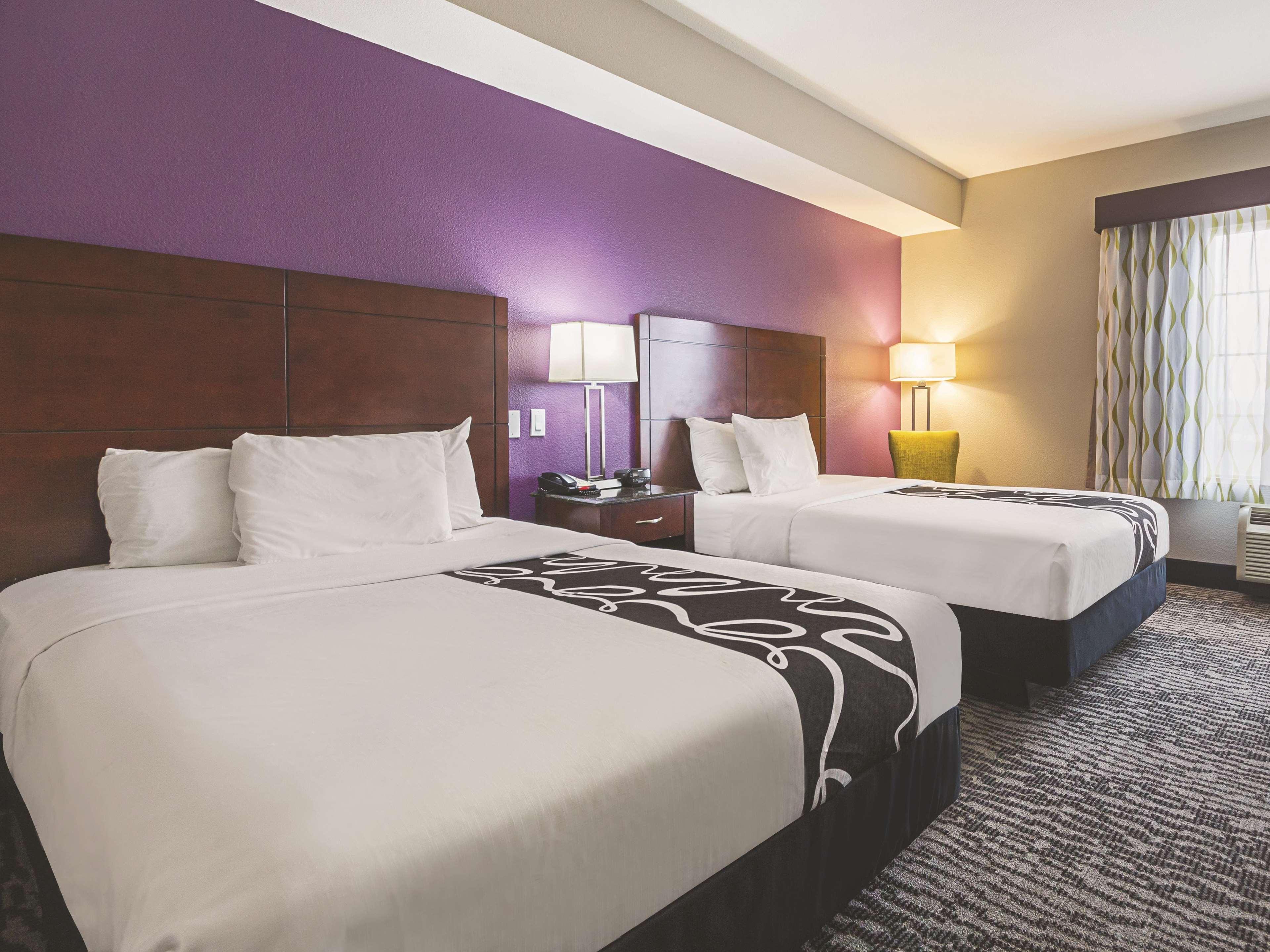 Отель La Quinta By Wyndham Fresno Northwest Экстерьер фото