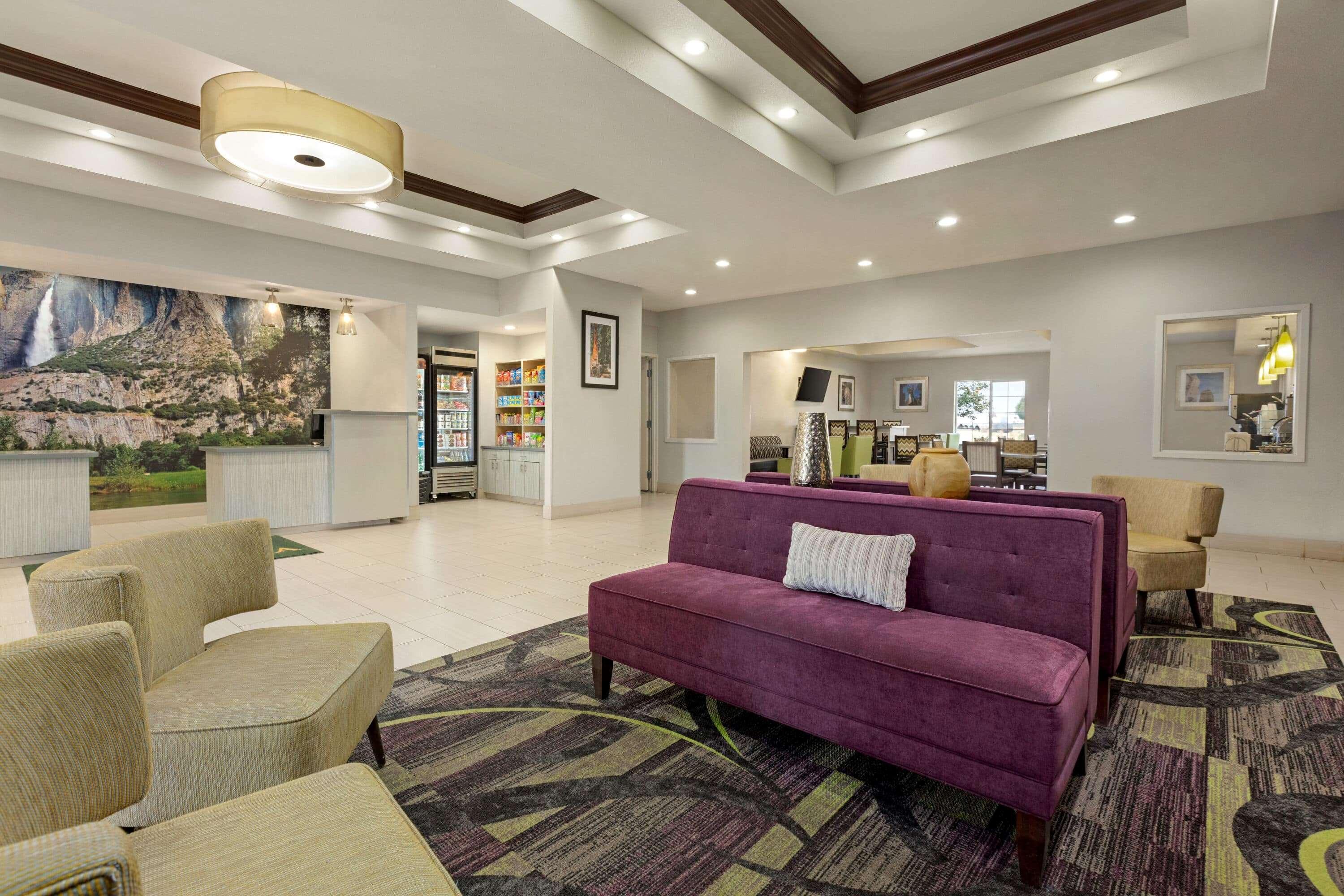 Отель La Quinta By Wyndham Fresno Northwest Экстерьер фото