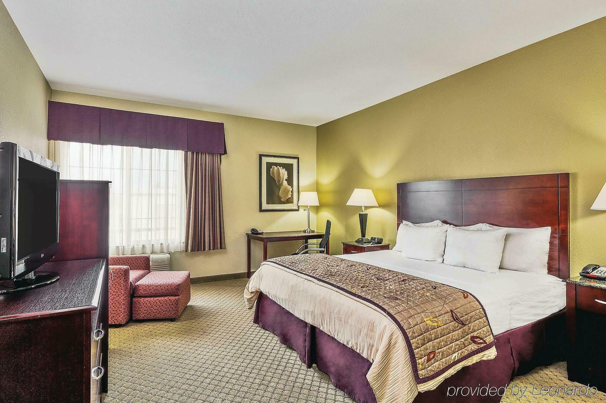 Отель La Quinta By Wyndham Fresno Northwest Экстерьер фото
